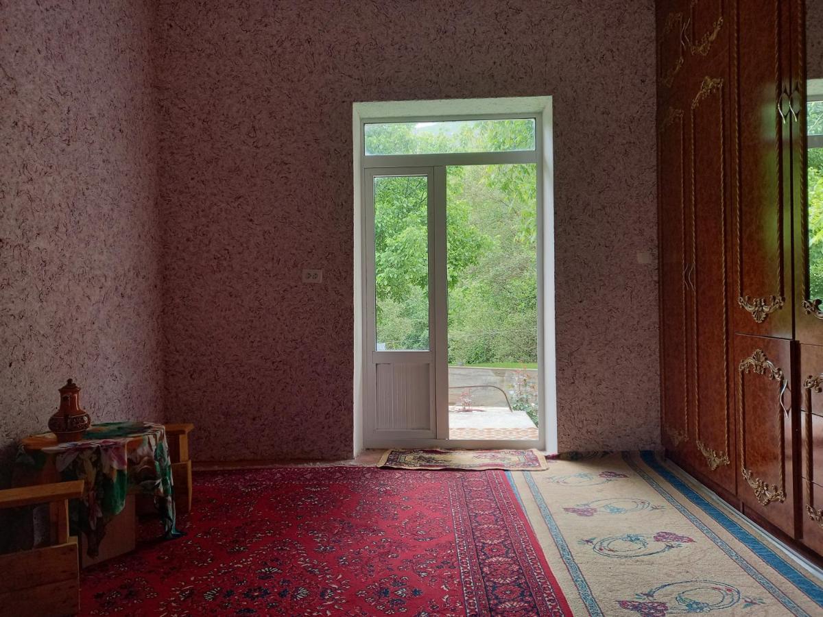Forest Guest House Mirzakishlak 外观 照片